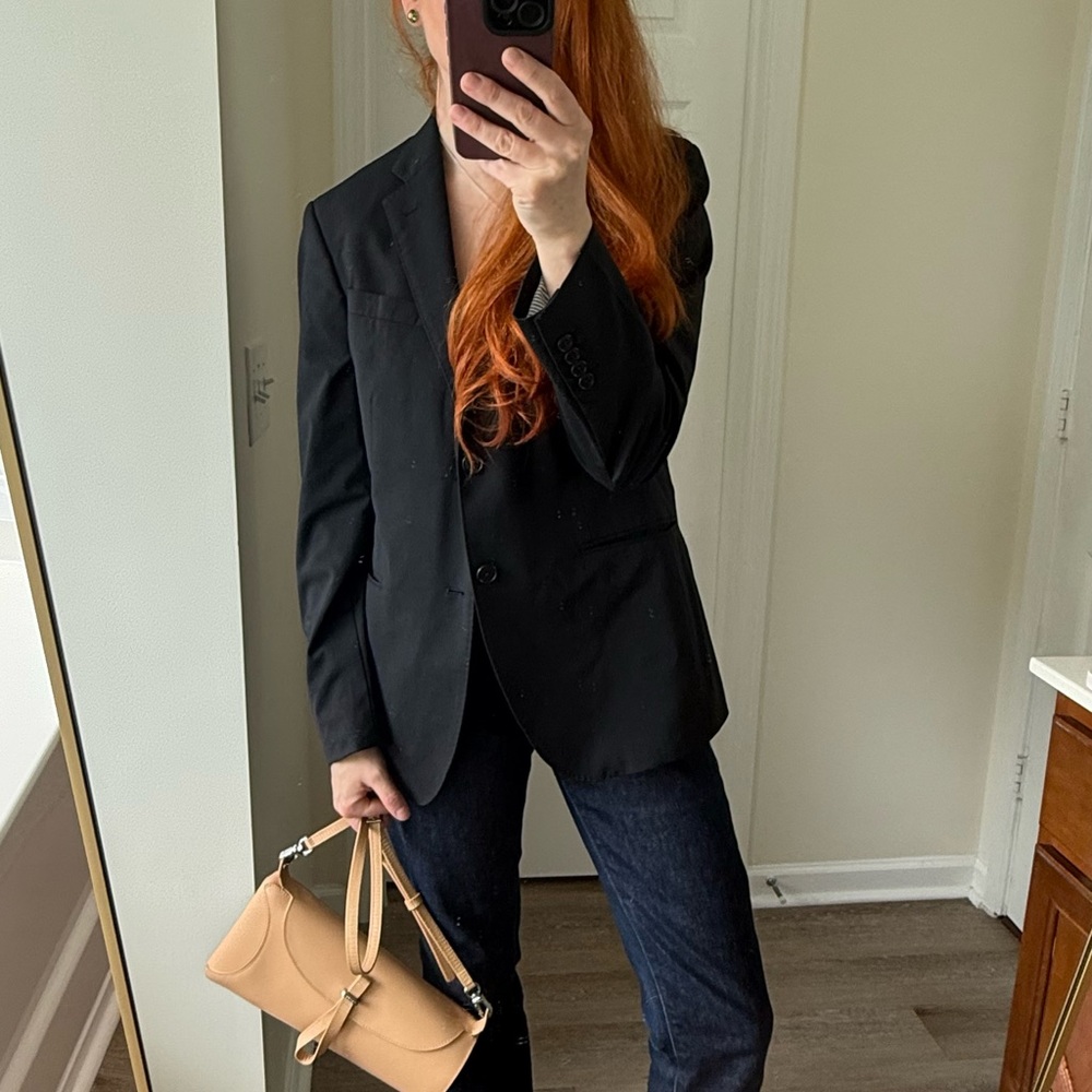 Uniqlo 100% wool Black Blazer Jacket- Exellent for size S-M